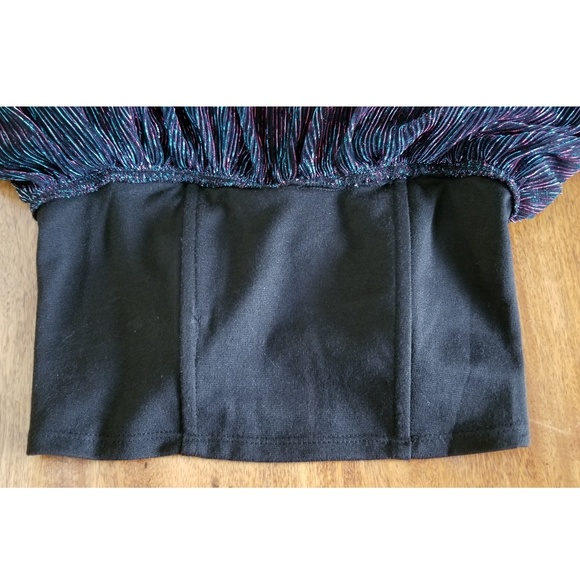 NWOT Urban O Pleated Shimmer Off The Shoulder Top - Picture 4 of 6